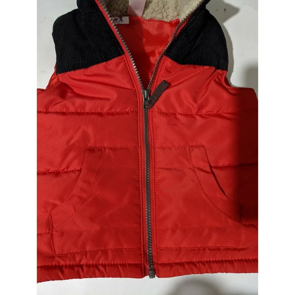 Carter's Boys Red & Black Winter Vest Size 3T